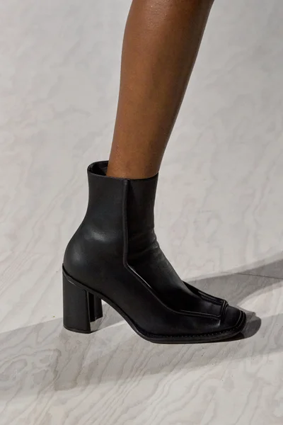 Look 34